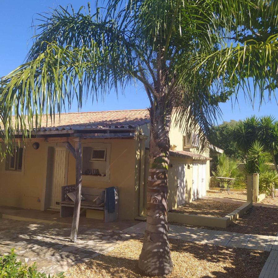 Bed and Breakfast Quinta Pereiro Tropic Garden, Algarve Moncarapacho Esterno foto